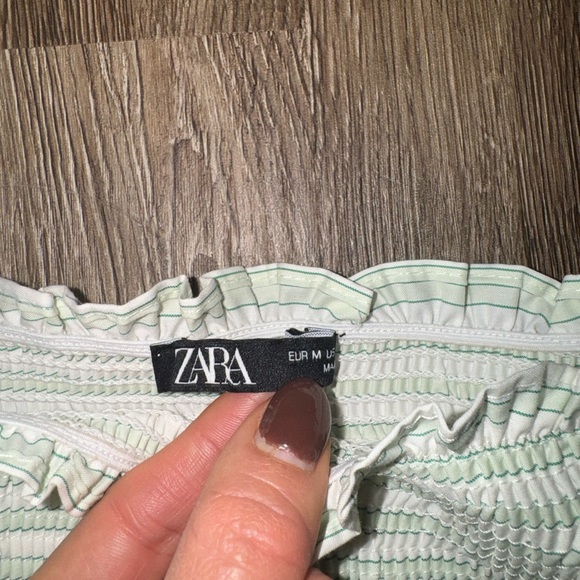 Zara Smock Off the Shoulder White Green Cream Striped Crop Top Size Med - Picture 4 of 9